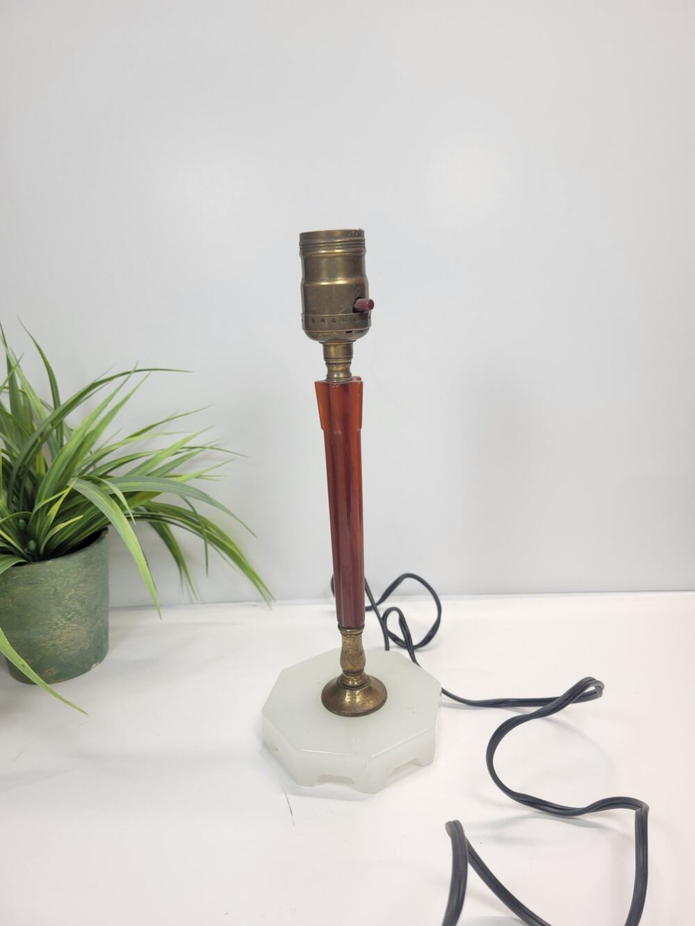 Vintage Art Deco Boudoir Lamp Fluted Bakelite Stem Stepped Frosted Glass Base